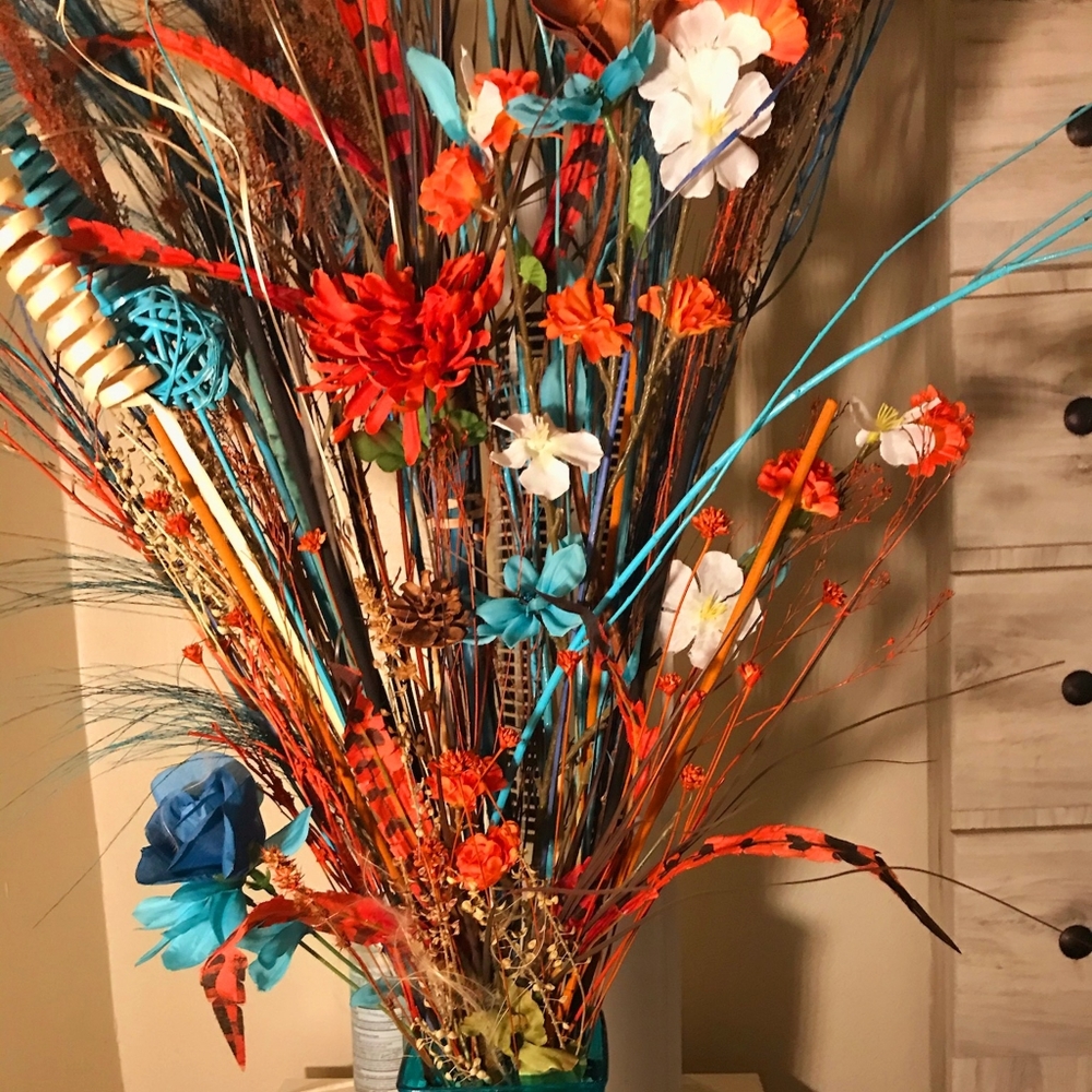 Decorative floral arrangements